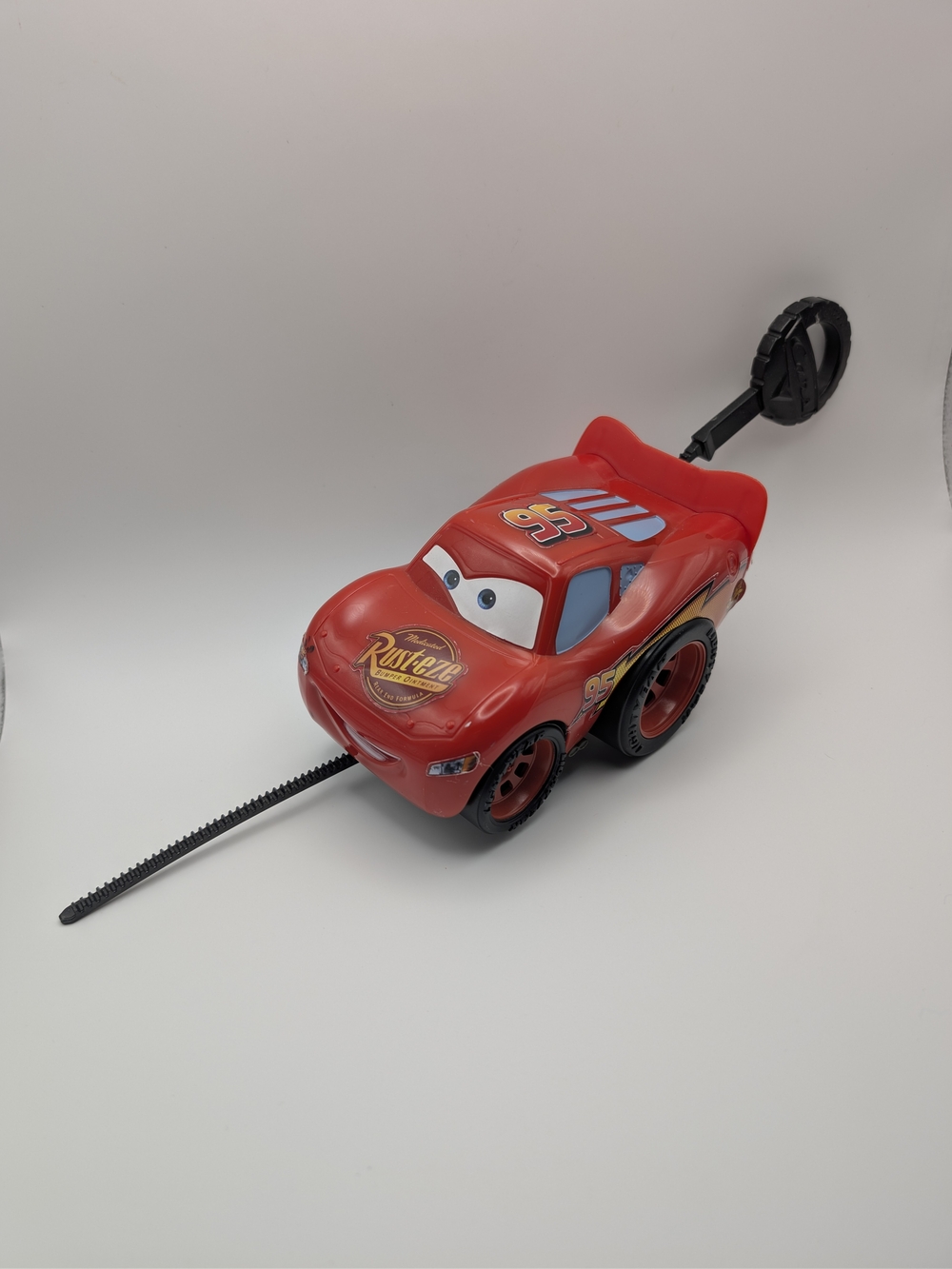 Disney Pixar Cars Rip Stick Racers 6" Lightning McQueen
